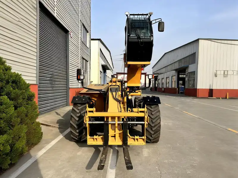 compact-telehandler